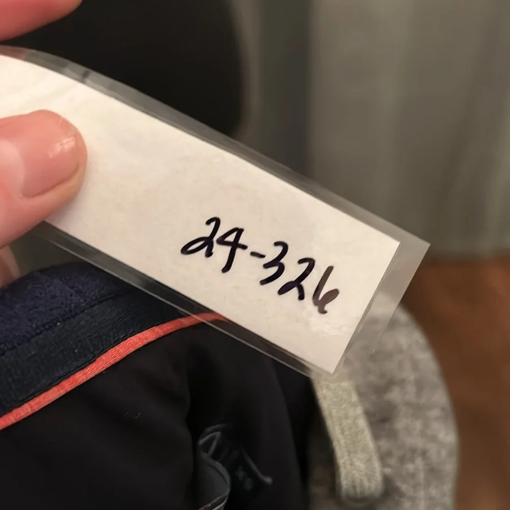 Gray Vineyard Vines Hooded Sweater - Picture 6 of 6